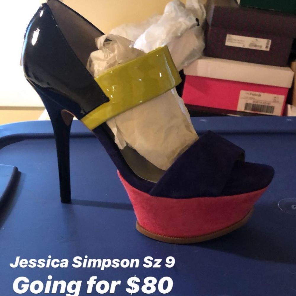 Sandal